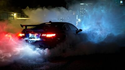 Синяя BMW жжет резину - живые обои для Wallpaper Engine